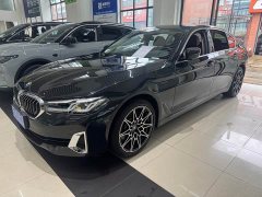 BMW 5 Series Facelift 530Li Luxury Edition Premium Package - ფოტო 1