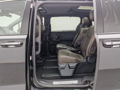 Toyota Gravia 2.5L Hybrid Prestige Plus AWD - ფოტო 15