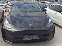 Tesla Model Y Rear-Wheel Drive - ფოტო 2