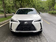 Lexus UX 260h Exploration & Interest Edition - ფოტო 7