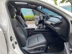 Lexus UX 260h Exploration & Interest Edition - ფოტო 9