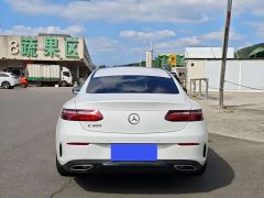 Mercedes-Benz E-Class (Imported) E 300 Coupe - ფოტო 5