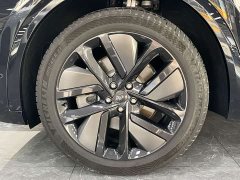 Li Auto L8 Max - ფოტო 11