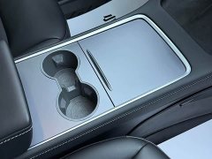 Tesla Model Y Rear-Wheel Drive - ფოტო 7