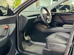 Tesla Model Y Rear-Wheel Drive Launch Edition - ფოტო 4