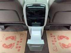 Denza D9 DM-i 970 AWD Premium Edition - ფოტო 19