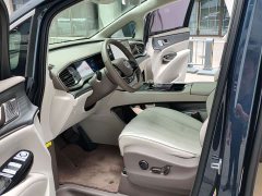 Denza D9 DM-i 970 AWD Premium Edition - ფოტო 9