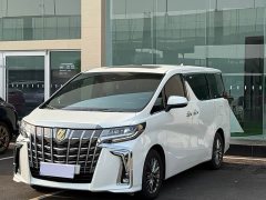 Toyota Alphard Hybrid 2.5L Golden Special Edition - ფოტო 1