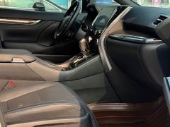 Toyota Alphard Hybrid 2.5L Golden Special Edition - ფოტო 4