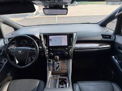 Toyota Alphard Hybrid 2.5L Golden Special Edition - ფოტო 6