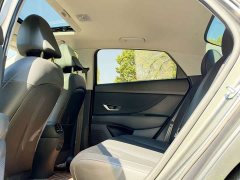 Hyundai Elantra 1.5L CVT GLX Elite - ფოტო 16