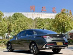 Hyundai Elantra 1.5L CVT GLX Elite - ფოტო 7