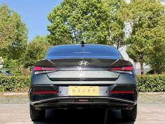 Hyundai Elantra 1.5L CVT GLX Elite - ფოტო 8