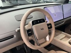 Li Auto i6 Two-Wheel Drive Standard - ფოტო 5