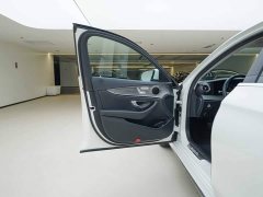 Mercedes-Benz E-Class Facelift E 260 L Sport 4MATIC - ფოტო 15