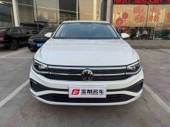 Volkswagen Bora 200TSI DSG Comfort Navigation Edition - ფოტო 1