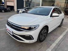 Volkswagen Bora 200TSI DSG Comfort Navigation Edition - ფოტო 4
