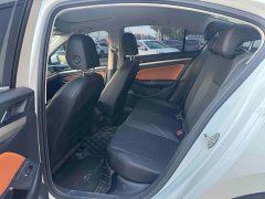 Volkswagen Bora 200TSI DSG Comfort Navigation Edition - ფოტო 9