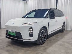 NIO ES8 Six-Seat Executive Signature Edition - ფოტო 1