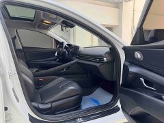 Hyundai Elantra 1.5L CVT Luxury - ფოტო 10