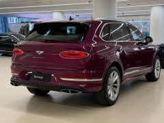 Bentley Bentayga 4.0T V8 Long Wheelbase - ფოტო 12