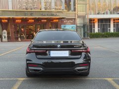 BMW 7 Series 740Li Premier M Sport Package - ფოტო 5