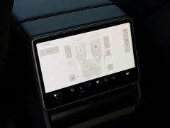 Tesla Model Y L Long Range All-Wheel Drive - ფოტო 6
