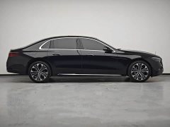Mercedes-Benz E-Class E 300 L Luxury - photo 6