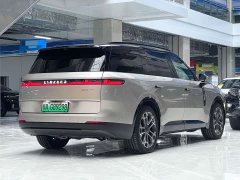 Lynk & Co 900 2.0T Ultra 6-Seater - ფოტო 10