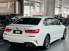 BMW 3 Series 325Li M Sport Package - ფოტო 7