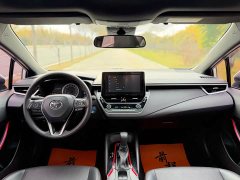 Toyota Corolla Hybrid 1.8H E-CVT Sport - ფოტო 9
