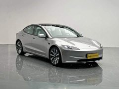 Tesla Model 3 Rear-Wheel Drive - ფოტო 8