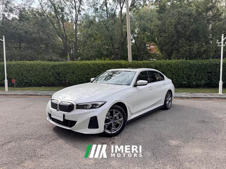 BMW i3 eDrive 35 L