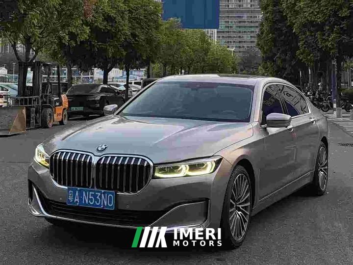BMW 7 Series Facelift 740Li Premier M Sport Package - ავტომობილი ჩინეთიდან