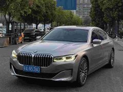 BMW 7 Series Facelift 740Li Premier M Sport Package - ფოტო 1