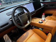 Li Auto i8 Standard Edition - ფოტო 5