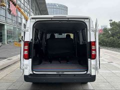 Wuling Yangguang 300km Comfort Passenger Van 75kW - ფოტო 11