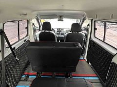 Wuling Yangguang 300km Comfort Passenger Van 75kW - ფოტო 13