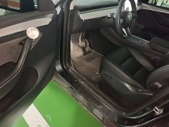Tesla Model Y Rear-Wheel Drive - ფოტო 17