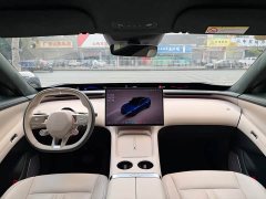 Xiaomi YU7 Four-Wheel Drive Max Edition - ფოტო 13