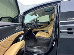 Denza D9 DM-i 980 AWD Luxury - ფოტო 10