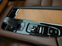 Volvo XC90 B6 Intelligent Luxury 7-Seater - ფოტო 12