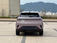 Lynk & Co 06 EM-P 126 Long Range Halo - ფოტო 7