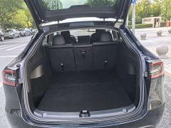 Tesla Model Y Rear-Wheel Drive - ფოტო 16