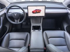 Tesla Model Y Rear-Wheel Drive - ფოტო 17