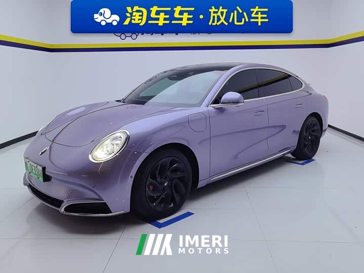 ORA Lightning Cat 555km Deluxe Edition - автомобиль из Китая