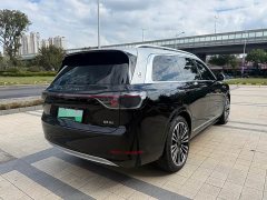 AITO M9 Extended Range Ultra 52kWh 6-Seater - ფოტო 16