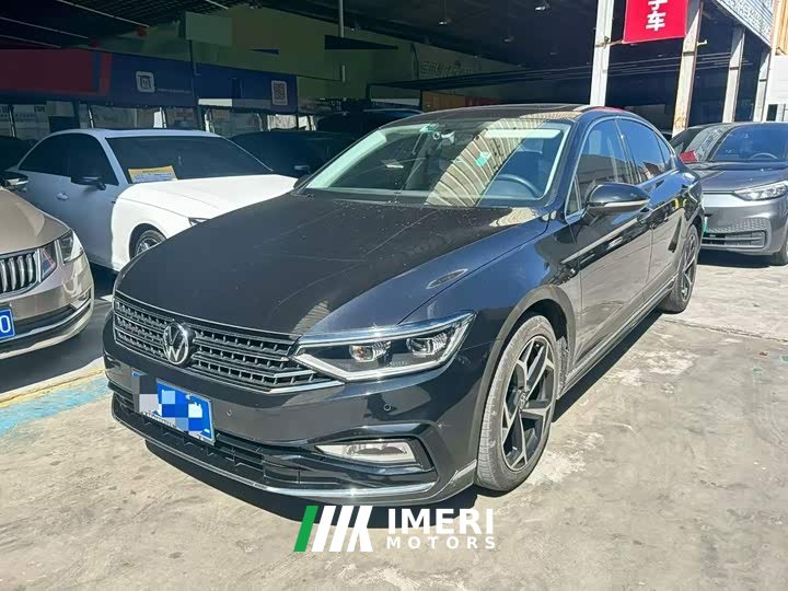 Volkswagen Magotan Facelift II Popular Edition 280TSI DSG Luxury