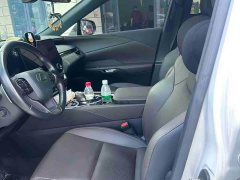 Lexus RX 350h AWD Premium Edition - ფოტო 3