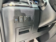 Toyota Vellfire Crown Hybrid 2.5L HV Luxury Edition - ფოტო 16